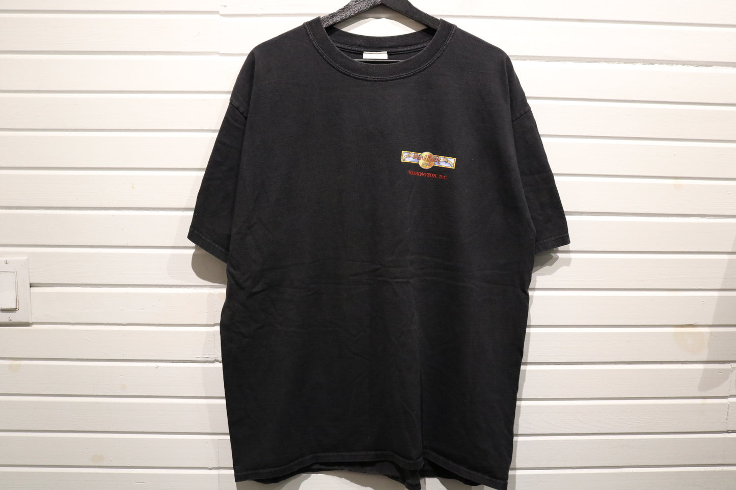 Hard-Rock Cafe Washington-DC T-Shirt | Vintage 90s Stained Glass Graphic Tee | Retro Music Tourist Souvenir