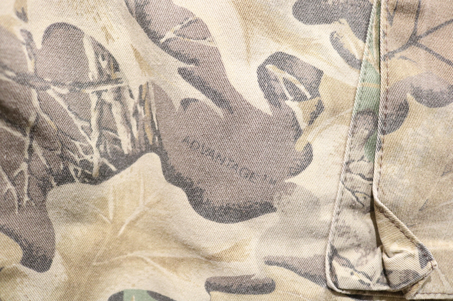 Advantage Timber Cargo Pants | Vintage 90s Camo Outdoor Hunting Trousers | Leaf Print Woodland Gear