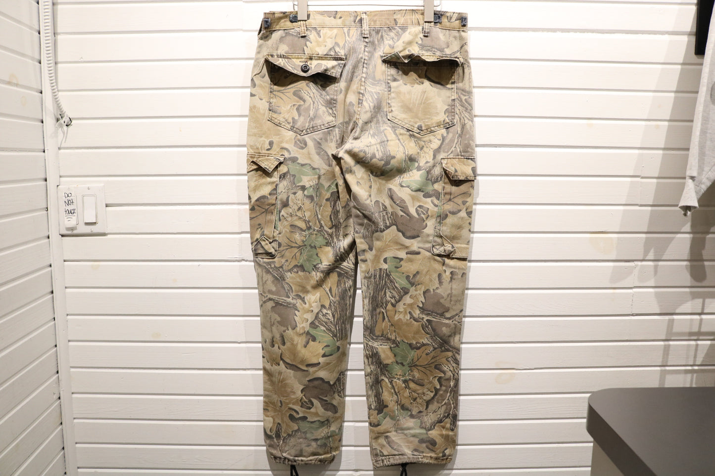 Advantage Timber Cargo Pants | Vintage 90s Camo Outdoor Hunting Trousers | Leaf Print Woodland Gear