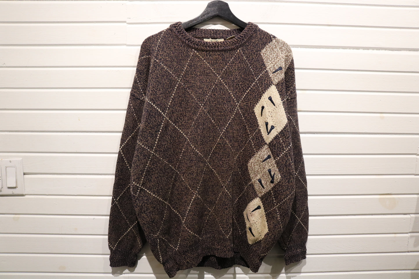 Izod Knit Sweater | Vintage Argyle Pattern Crewneck Pullover | Classic 90s Cotton Knitwear