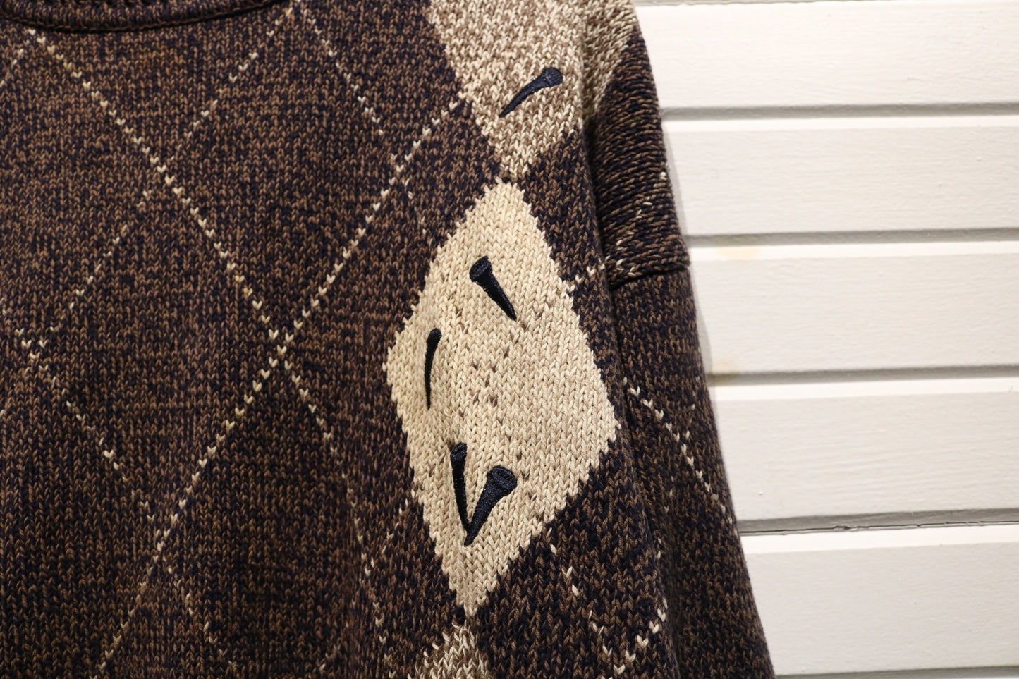 Izod Knit Sweater | Vintage Argyle Pattern Crewneck Pullover | Classic 90s Cotton Knitwear