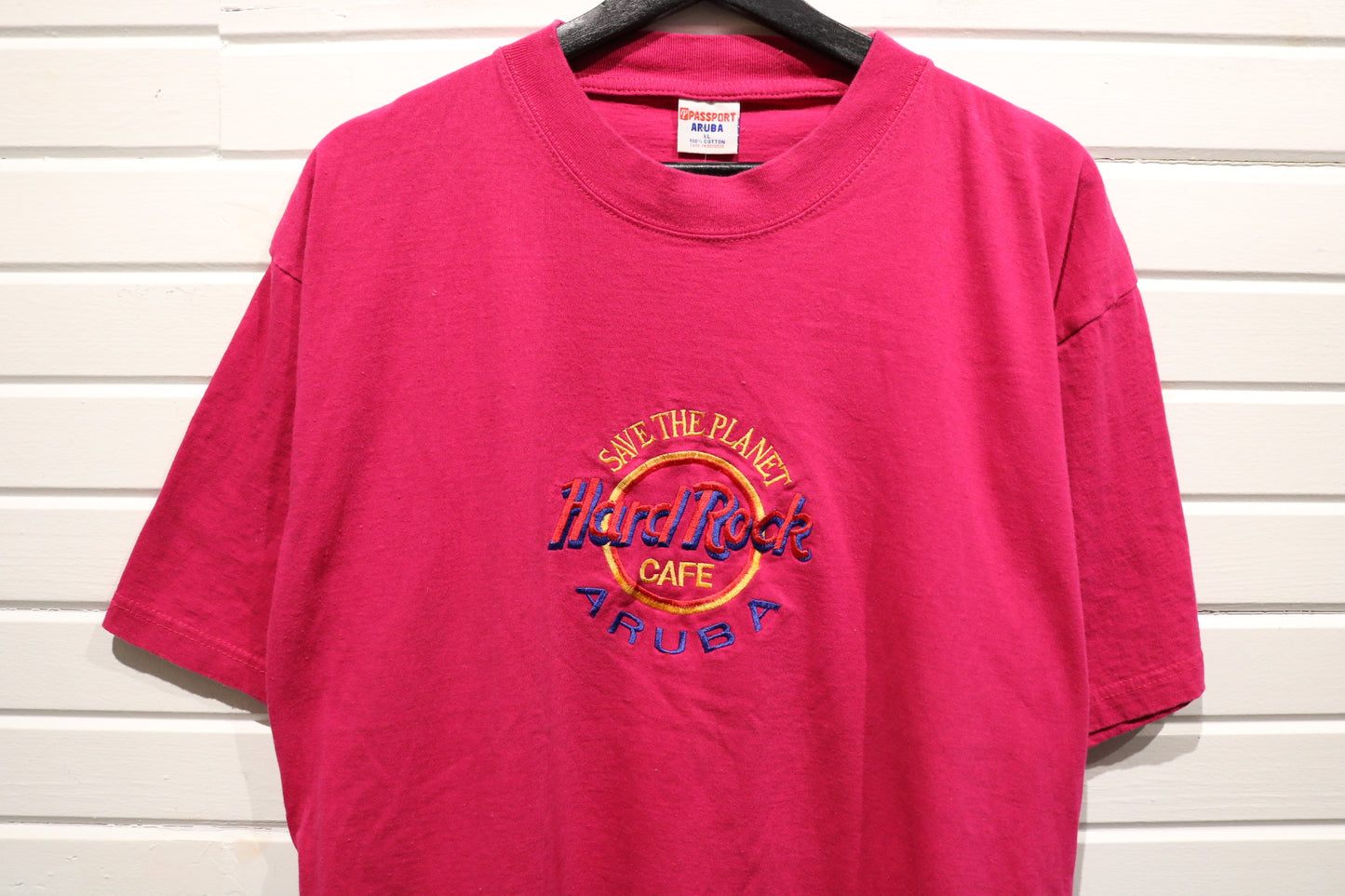 Hard-Rock-Cafe Aruba T-Shirt | Vintage Embroidered Logo Short Sleeve Tee | Classic Travel Souvenir