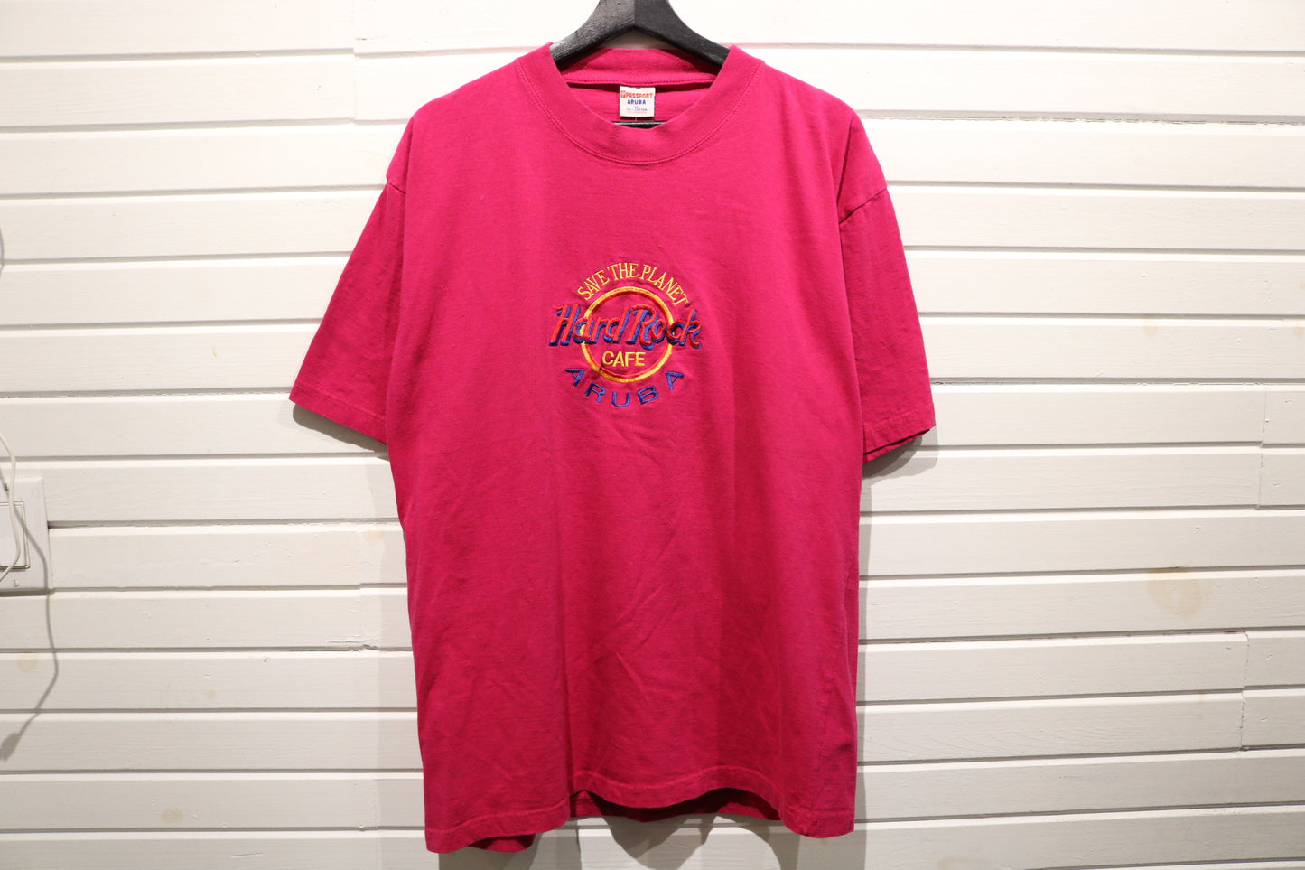 Hard-Rock-Cafe Aruba T-Shirt | Vintage Embroidered Logo Short Sleeve Tee | Classic Travel Souvenir