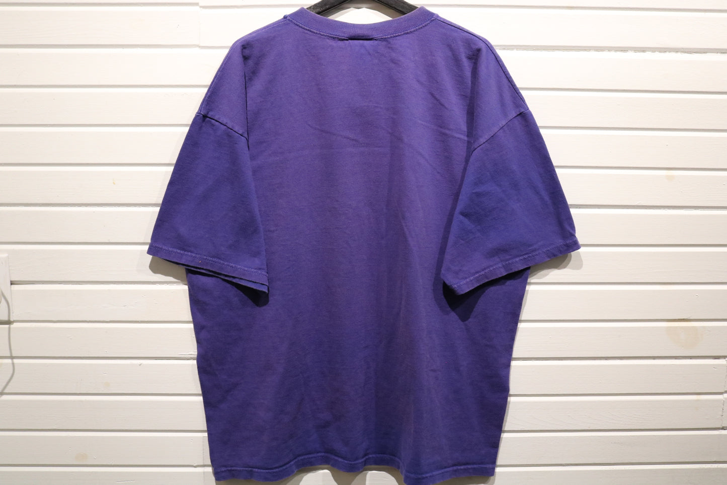 Planet-Hollywood Nashville T-Shirt | Vintage 1990s Graphic Tee | Collectible Souvenir Apparel