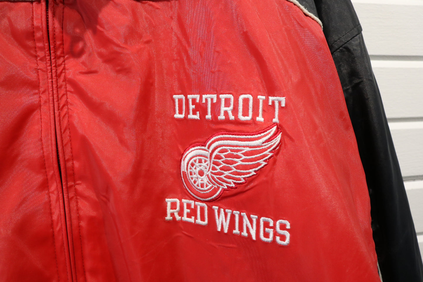 Detroit-Red-Wings NHL Jacket | Vintage 90s Embroidered Red Black Windbreaker | Retro Hockey Fan Outerwear