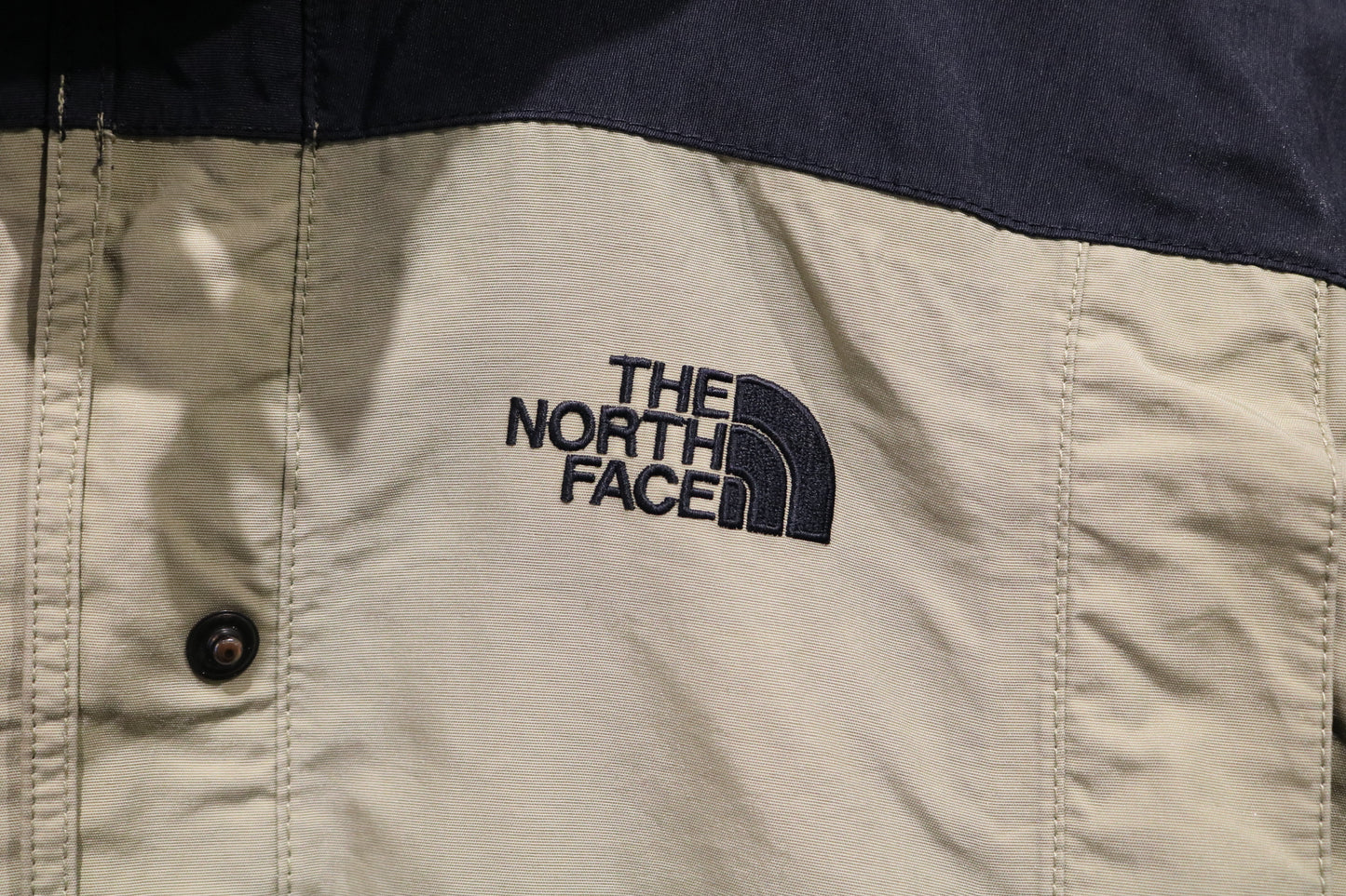 North-Face HyVent Jacket | Vintage Two-Tone Outdoor Shell Coat | Black Tan Contrast Hooded Outerwear