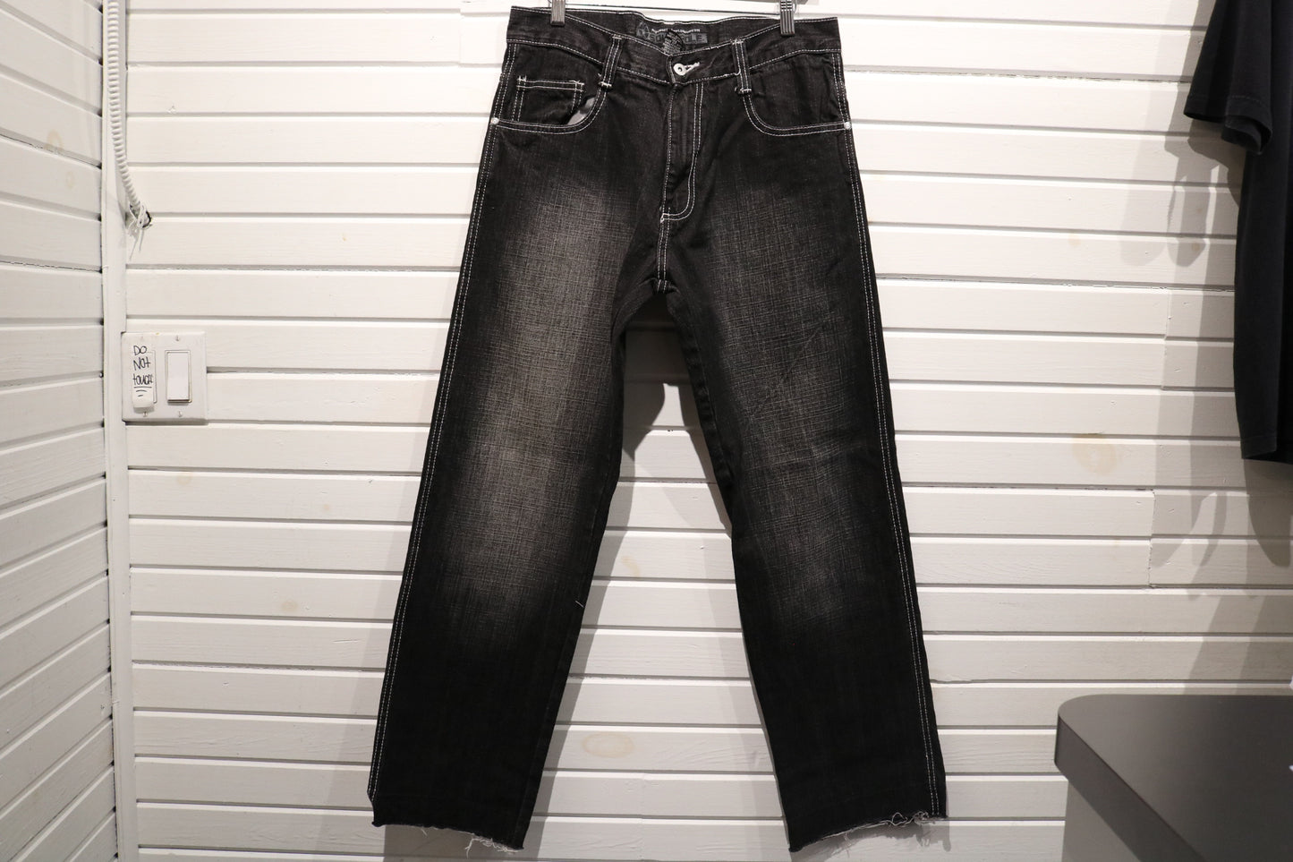 Southpole Jeans | Vintage 2000s Distressed Black Denim Pants | Contrast Stitch Urban Style