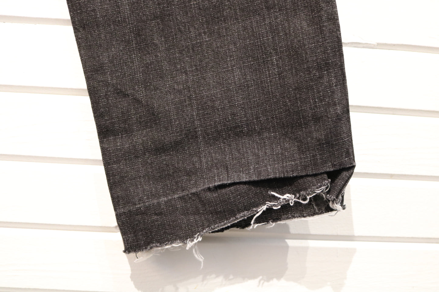 Southpole Jeans | Vintage 2000s Distressed Black Denim Pants | Contrast Stitch Urban Style