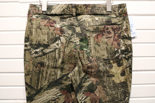 Mossy-Oak Camouflage Pants | Vintage Outdoor Hunting Woodland Print Trousers | Rugged Field Gear