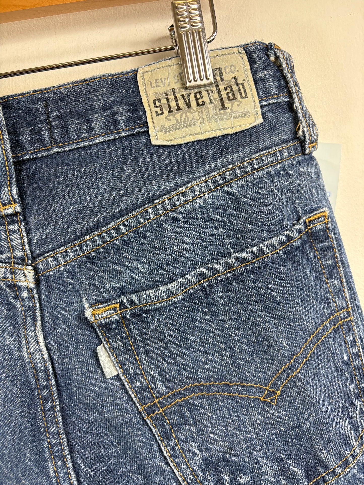 Levi-SilverTab Jeans | Vintage 1990s Relaxed Fit Denim Pants | Classic Blue Casual Wear