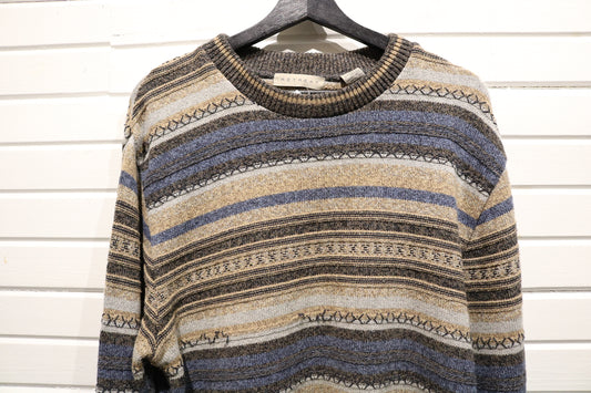 Retreat Knit Sweater | Vintage 90s Patterned Pullover Crewneck | Classic Casual Knitwear