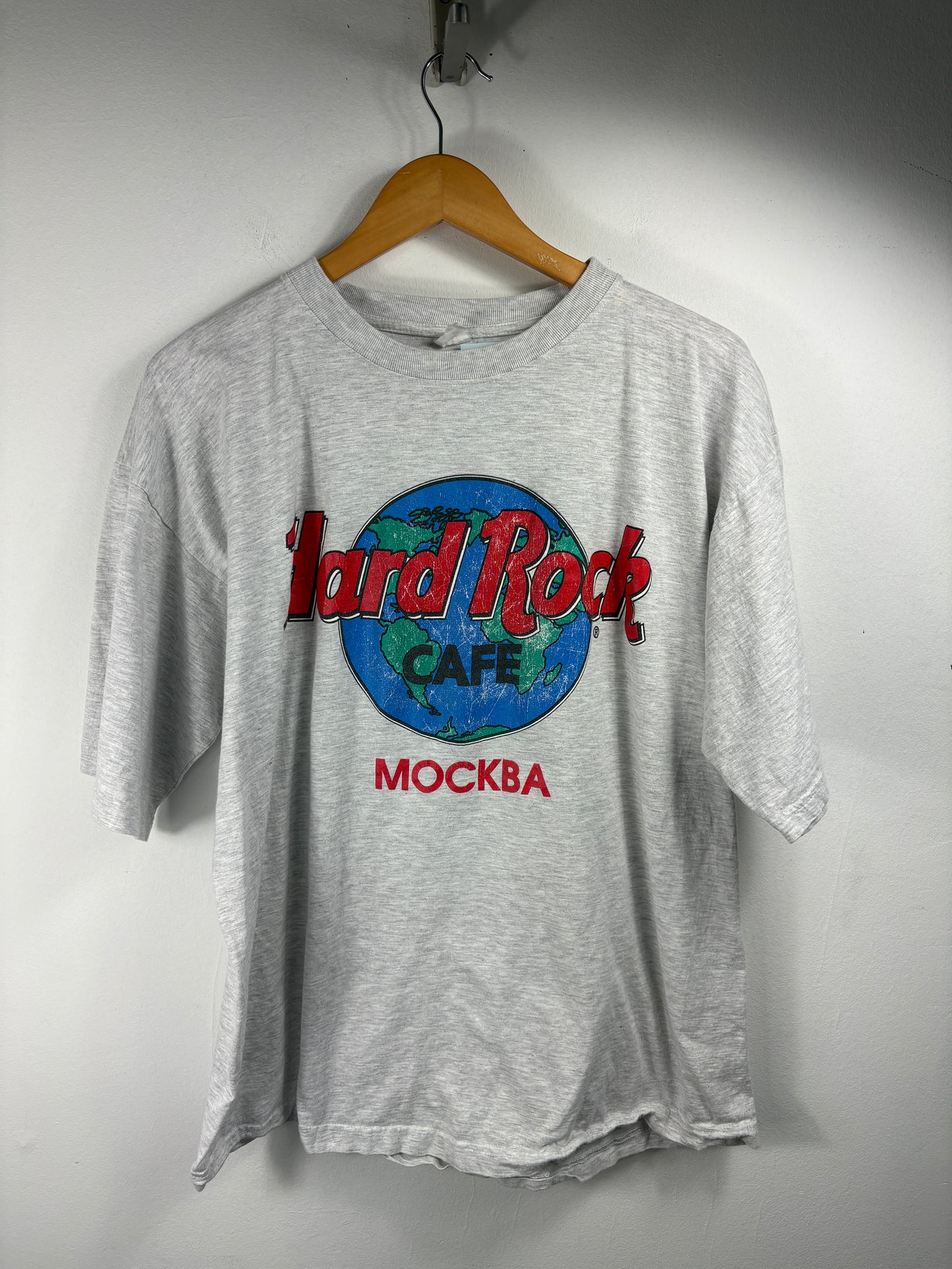 Hard-Rock Cafe T-Shirt | Vintage 90s Moscow Graphic Tee | Russia Landmark Souvenir Top