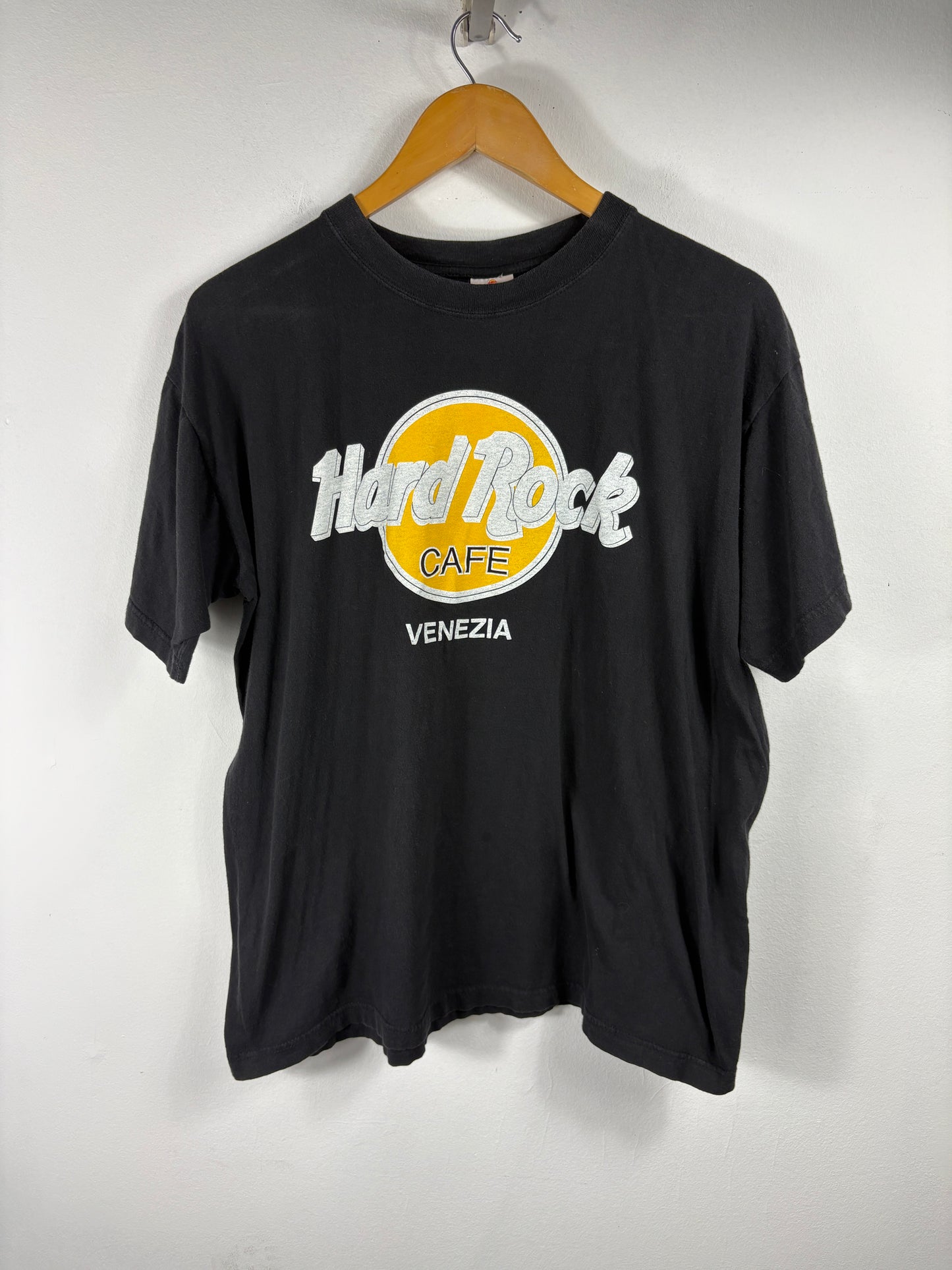 Hard-Rock-Cafe Venezia T-Shirt | Vintage Graphic Tourist Tee Black | Classic Collectible Souvenir Top