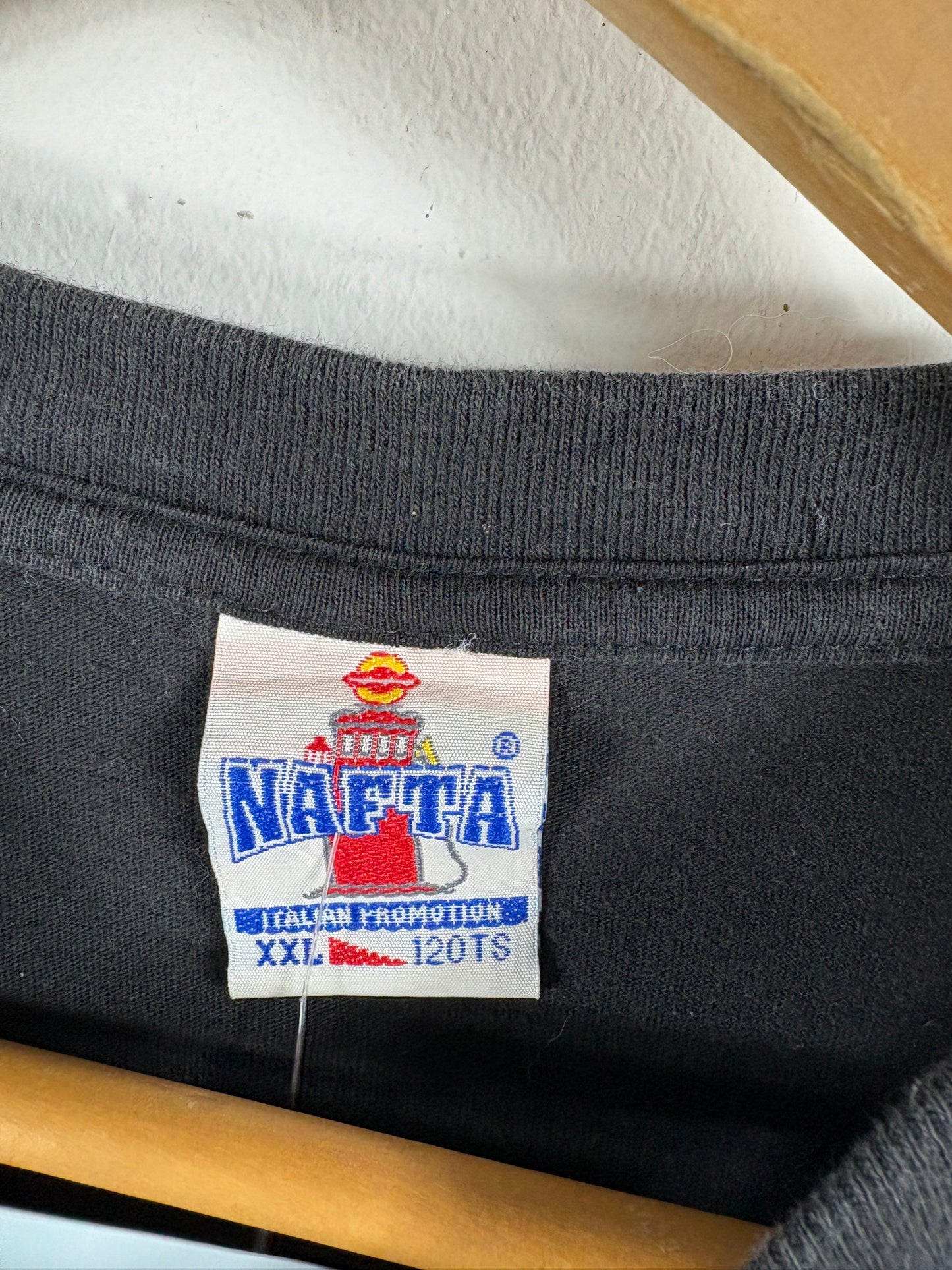 Hard-Rock-Cafe Venezia T-Shirt | Vintage Graphic Tourist Tee Black | Classic Collectible Souvenir Top