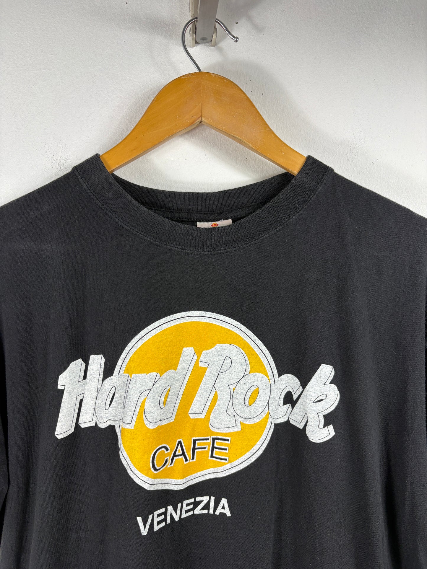 Hard-Rock-Cafe Venezia T-Shirt | Vintage Graphic Tourist Tee Black | Classic Collectible Souvenir Top