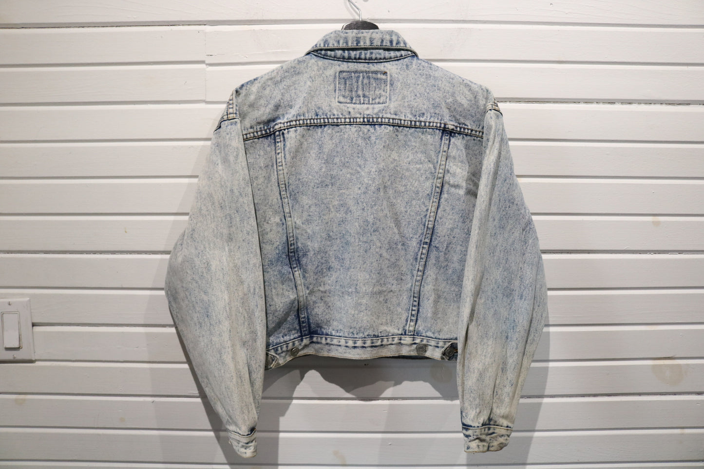 Jordache Denim Trucker Jacket | Vintage 90s Acid Wash Jean Jacket | Classic Light Wash Outerwear