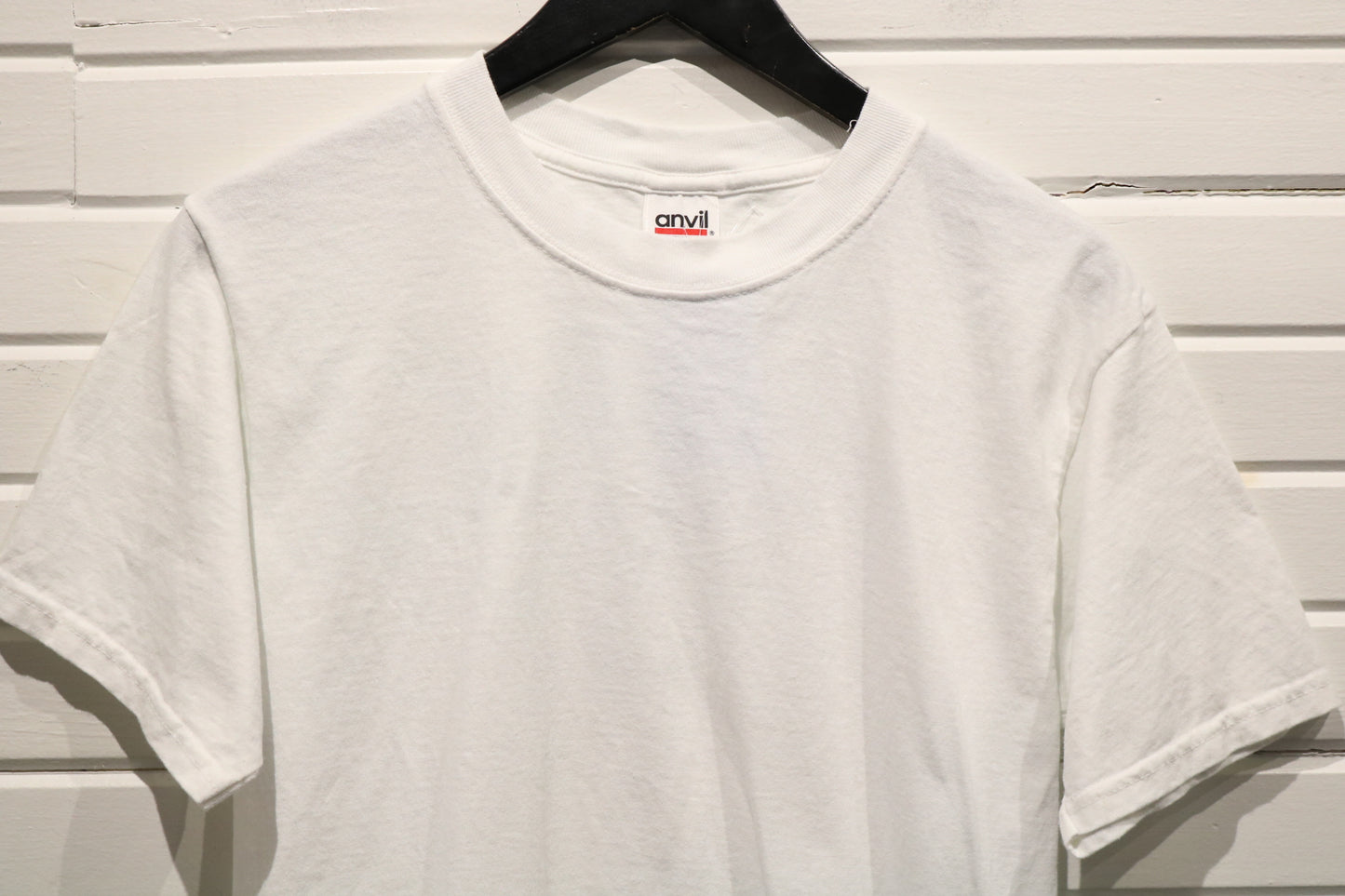White T-Shirt | Vintage 1990s Plain Blank Tee | Classic Short Sleeve Crewneck