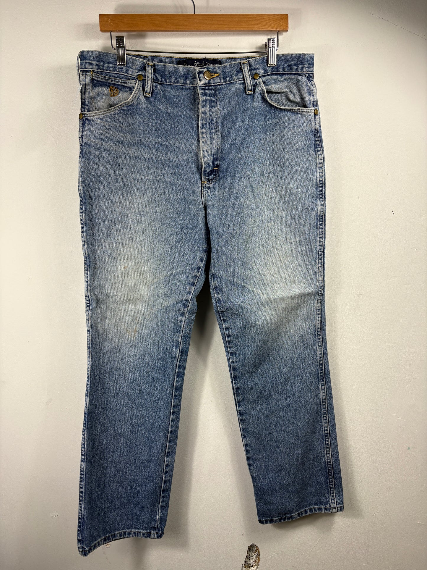 Wrangler Jeans | Vintage 90s Cowboy Cut Light Wash Denim Pants | Classic Straight Leg Western Style