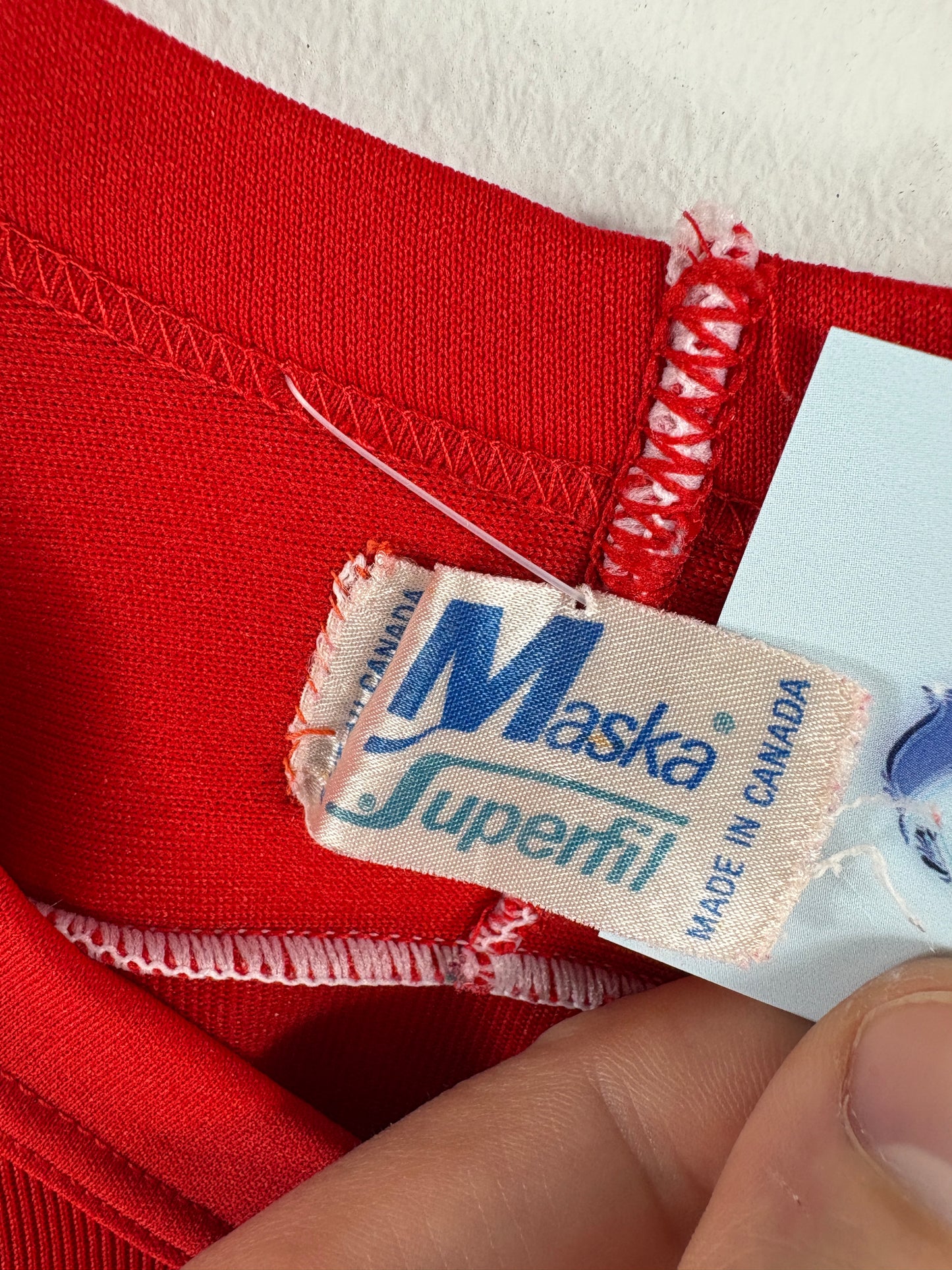 Detroit-Red-Wings Hockey Jersey | Vintage 80s Maska Superfil Red-White Pullover | NHL Team Sportswear