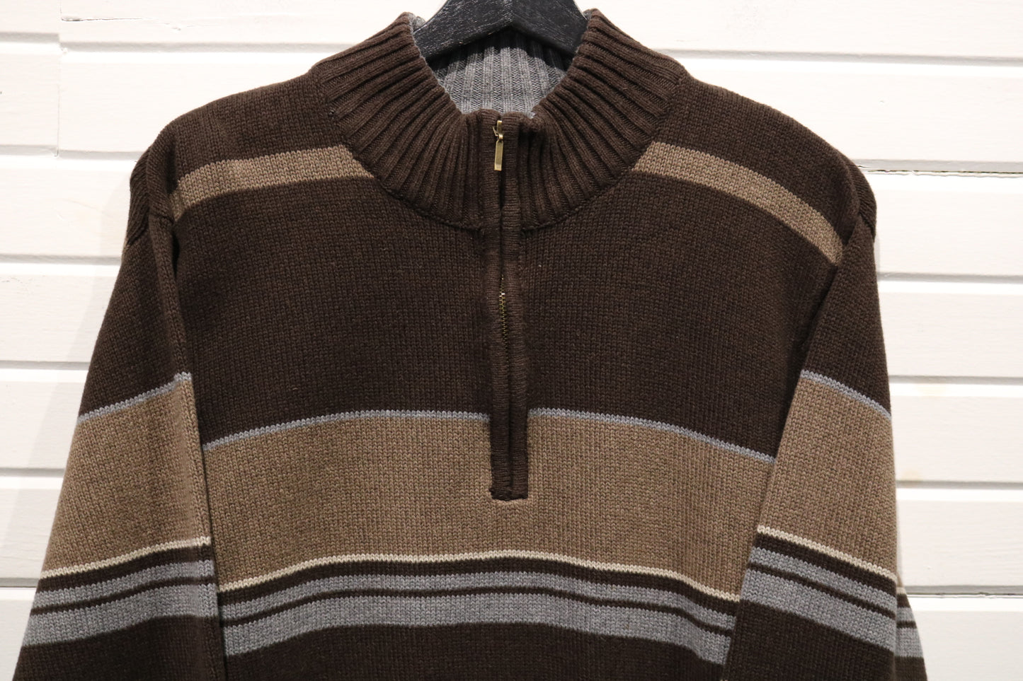 Van-Heusen Knit Sweater | Vintage 2000s Striped Quarter-Zip Pullover | Classic Brown Casual Knitwear