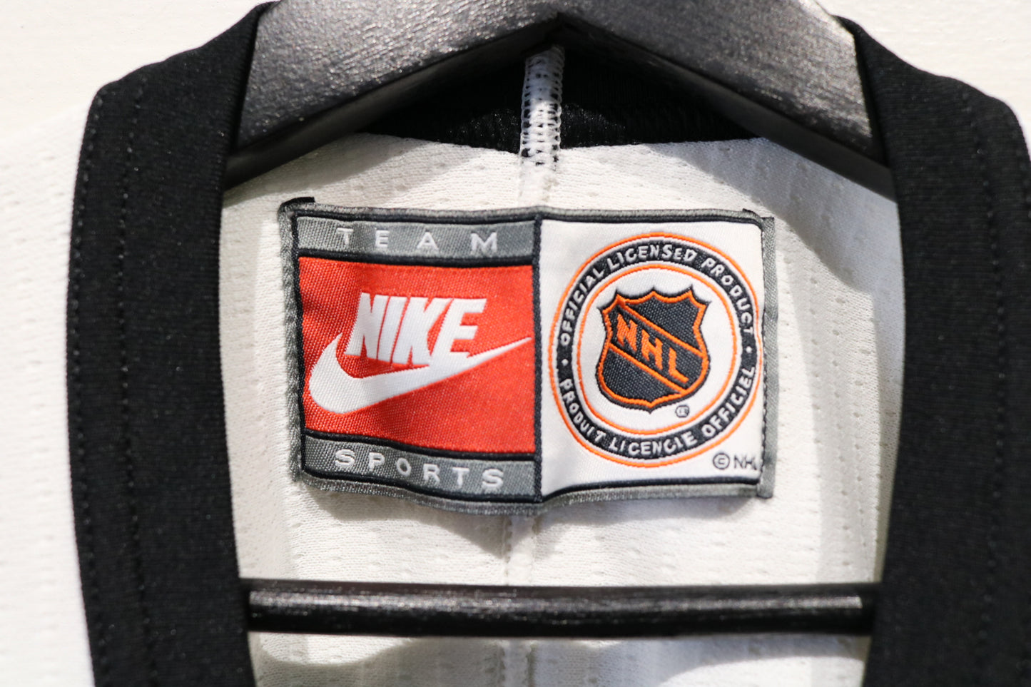 Nike Philadelphia-Flyers Jersey | Vintage NHL Hockey Top | Black Orange White Team Sweater