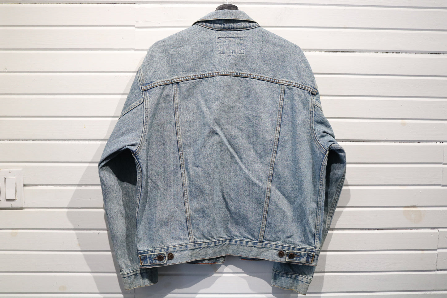 Levi-Strauss Signature Denim Jacket | Vintage Light Blue Trucker Style | Classic Jean Outerwear