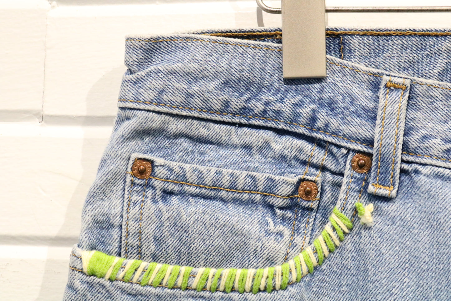 Levi's 560 Comfort-Fit Jeans | Vintage 90s Light Wash Denim with Neon Accents | Distressed Hem Urban Streetwear