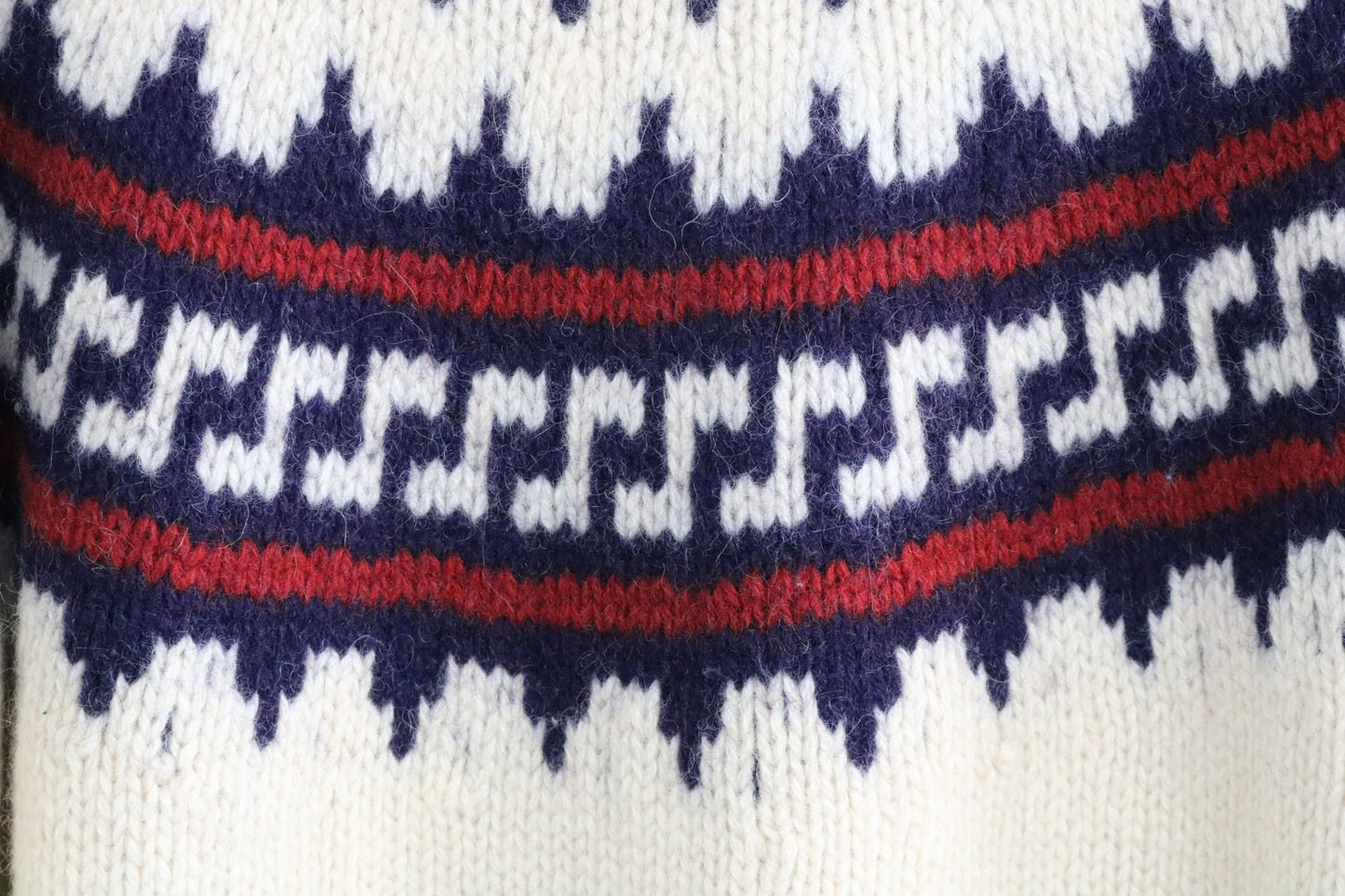 Filene's Knit Wool Sweater | Vintage 1980s Nordic Pattern Pullover | Classic Winter Knitwear