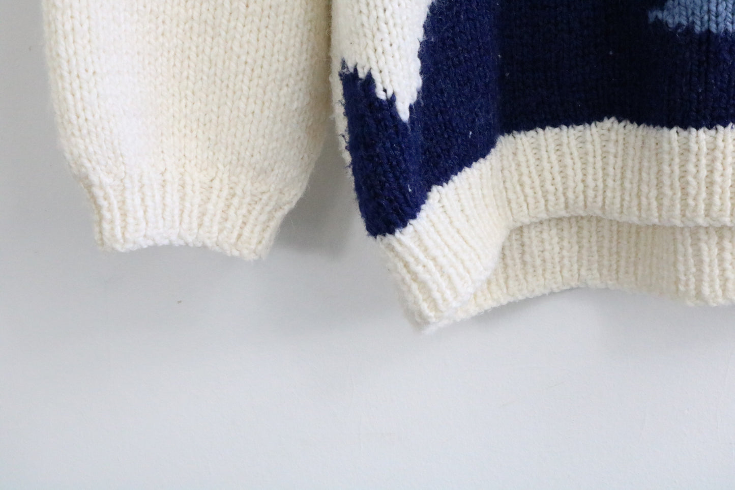 Vintage Polar Bear Knit Sweater | Retro 1980s Animal Graphic Pullover | Classic Winter Knitwear