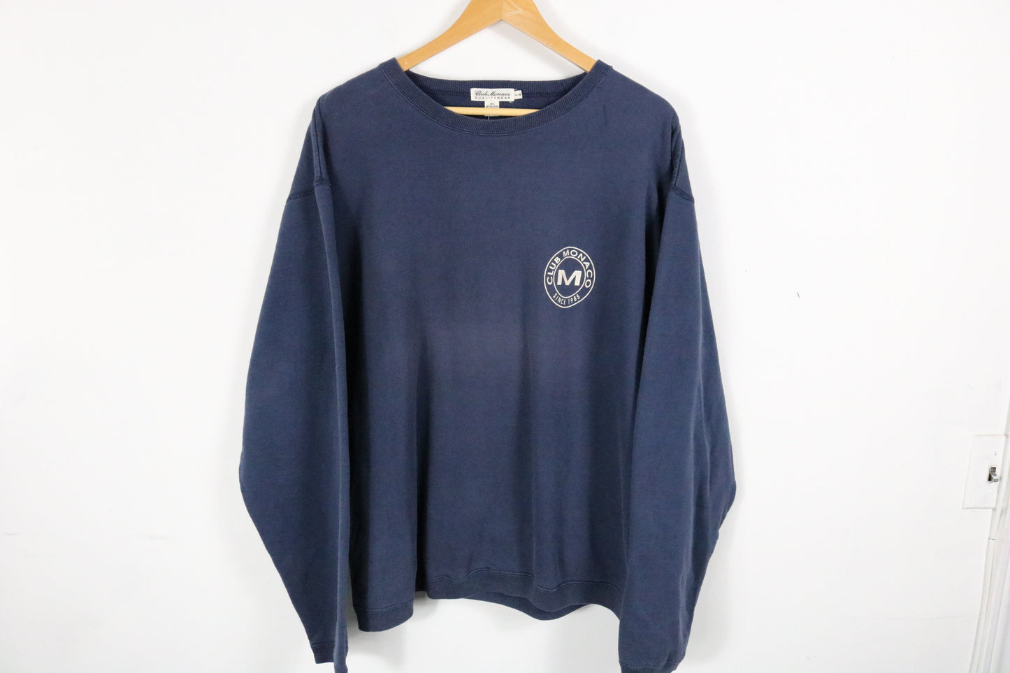 Club-Monaco Sweatshirt | Vintage 90s Logo Graphic Crewneck | Classic Navy Pullover