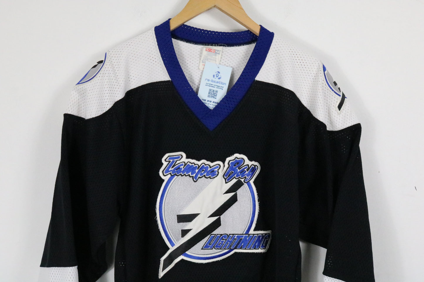 Tampa-Bay Lightning Hockey Jersey | Vintage 90s NHL Mesh Team Jersey | Classic Sportswear