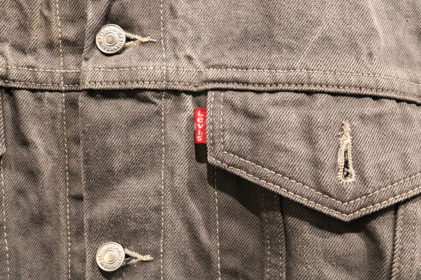 Levi's Denim Trucker Jacket | Vintage Charcoal Faded Classic Jean Coat | Size XL Outerwear