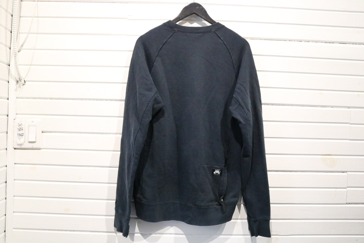 Nike-SB Crewneck Sweatshirt | Vintage Skateboarding Pullover Knit | Classic Raglan Faded Black Top