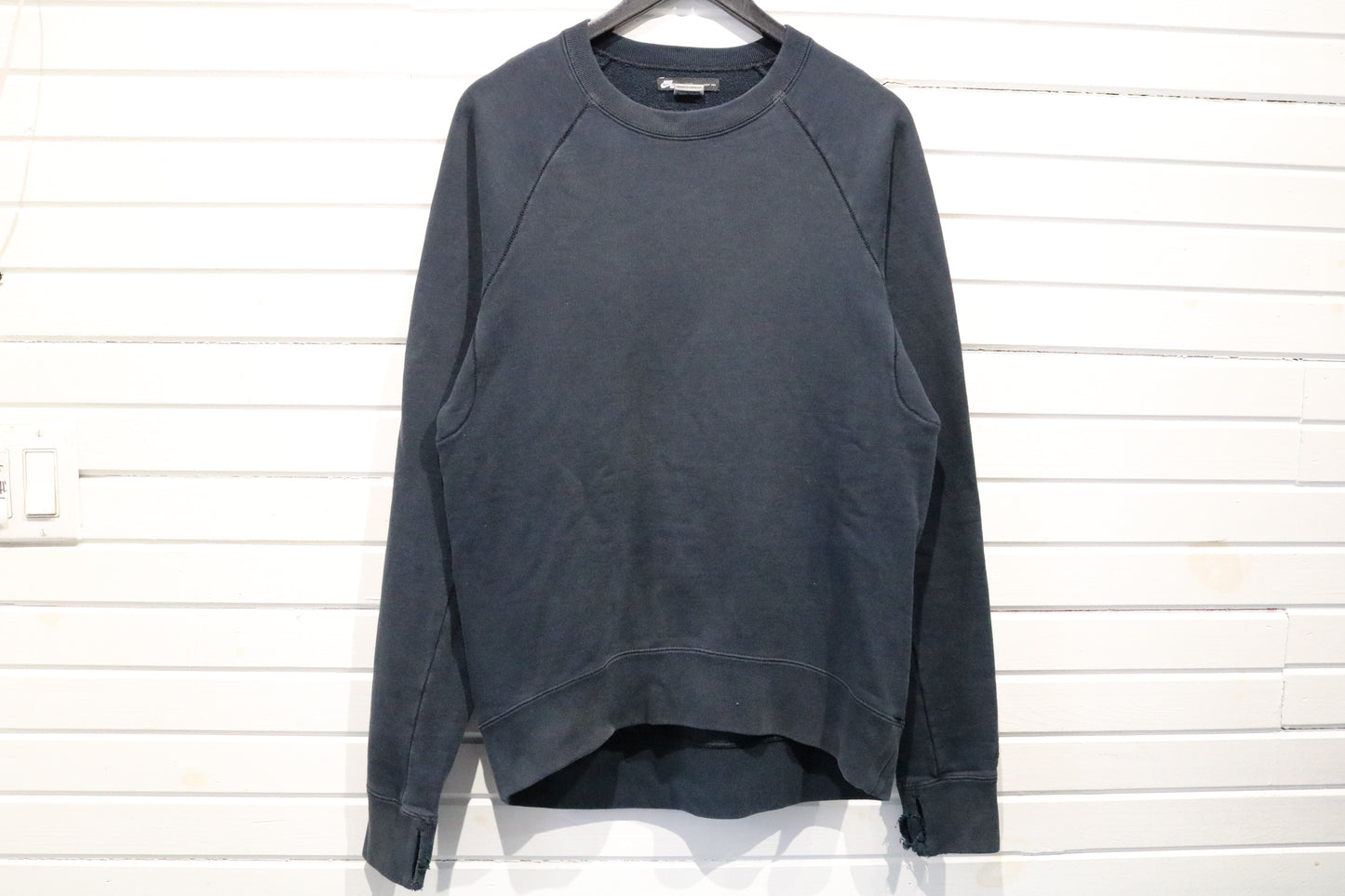 Nike-SB Crewneck Sweatshirt | Vintage Skateboarding Pullover Knit | Classic Raglan Faded Black Top