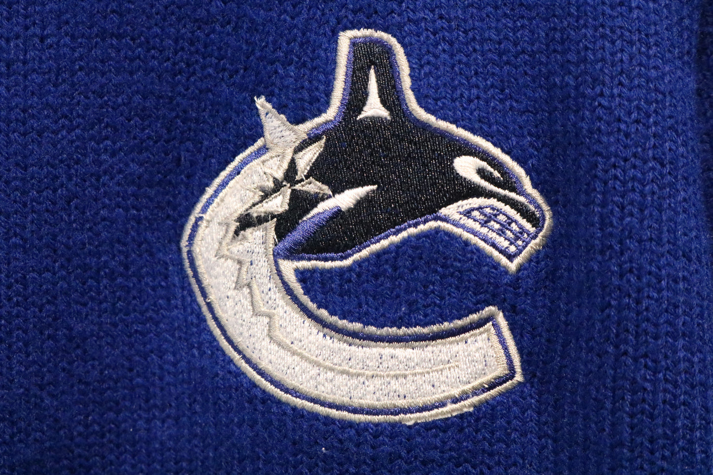 Vancouver-Canucks NHL Sweater | Vintage 2000s Knit Full-Zip Hockey Jacket | Classic Sports Team Outerwear