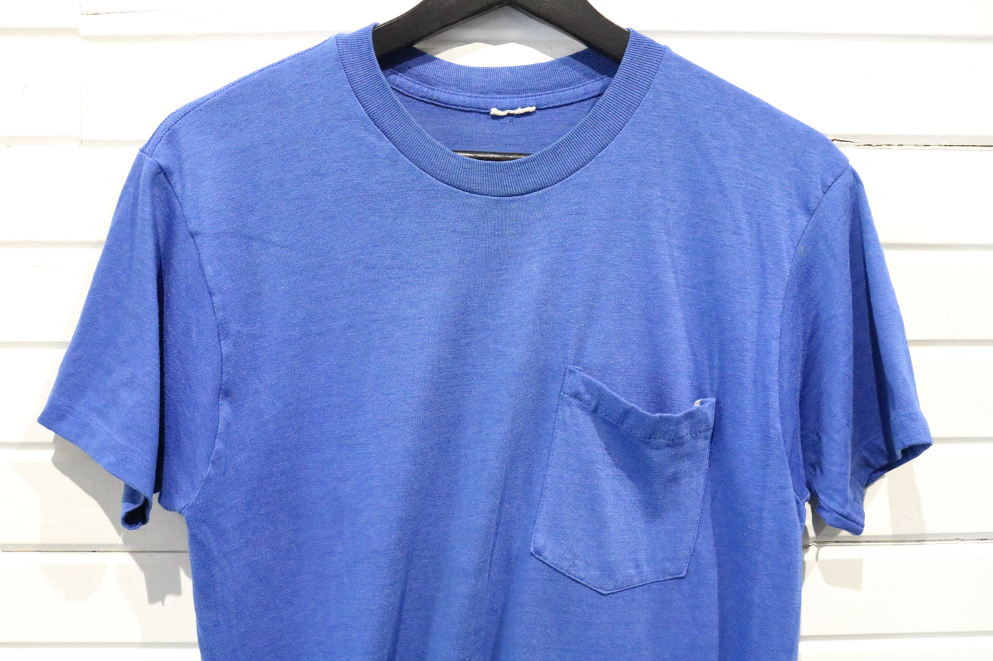 Blue Pocket T-Shirt | Vintage 1980s Single Stitch Classic Tee | Short Sleeve Top
