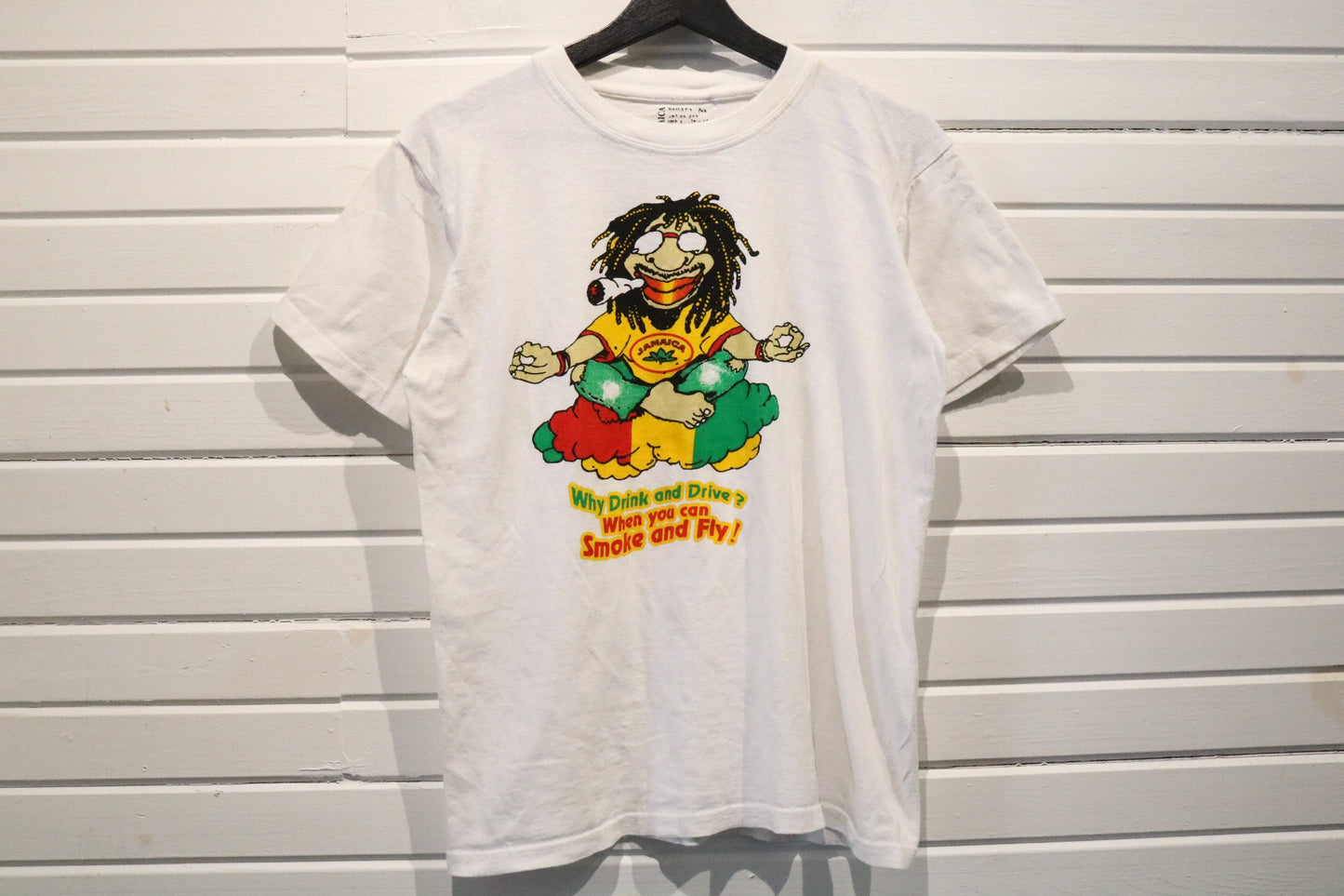 Jamaica Rasta Cartoon T-Shirt | Vintage '90s Smoke and Fly Graphic Tee | Reggae Stoner Humor Top | Men's Medium