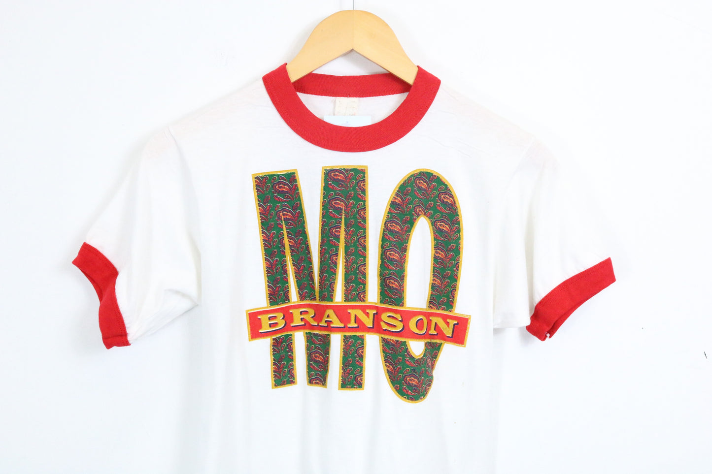 Branson MO Ringer T-Shirt | Vintage 1980s Graphic Tee | Retro Tourist Souvenir Shirt | Red Trim Top