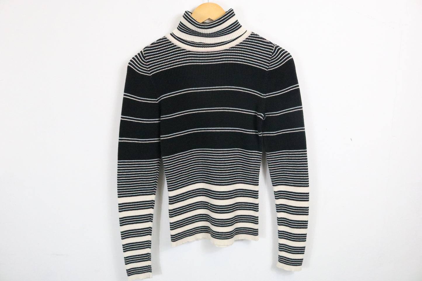 GAP Striped Turtleneck Sweater | Vintage 1990s Black and White Knit Top | Classic Warm Layer