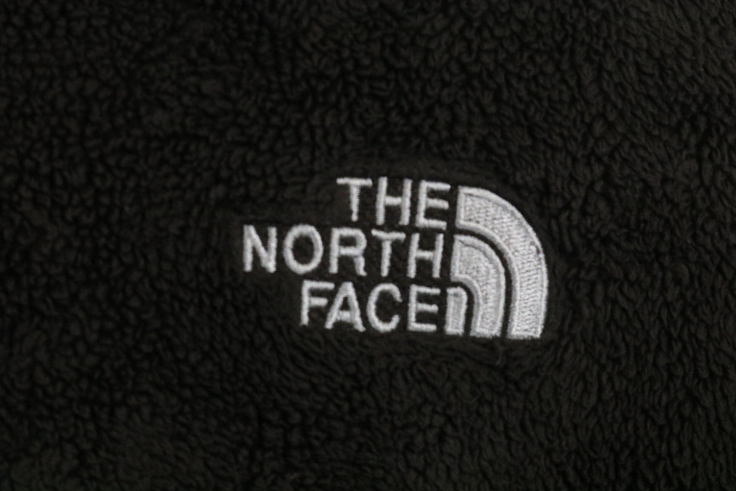North-Face Fleece Jacket | Vintage Outdoor Zip-Up Sherpa | Classic Mountain Gear