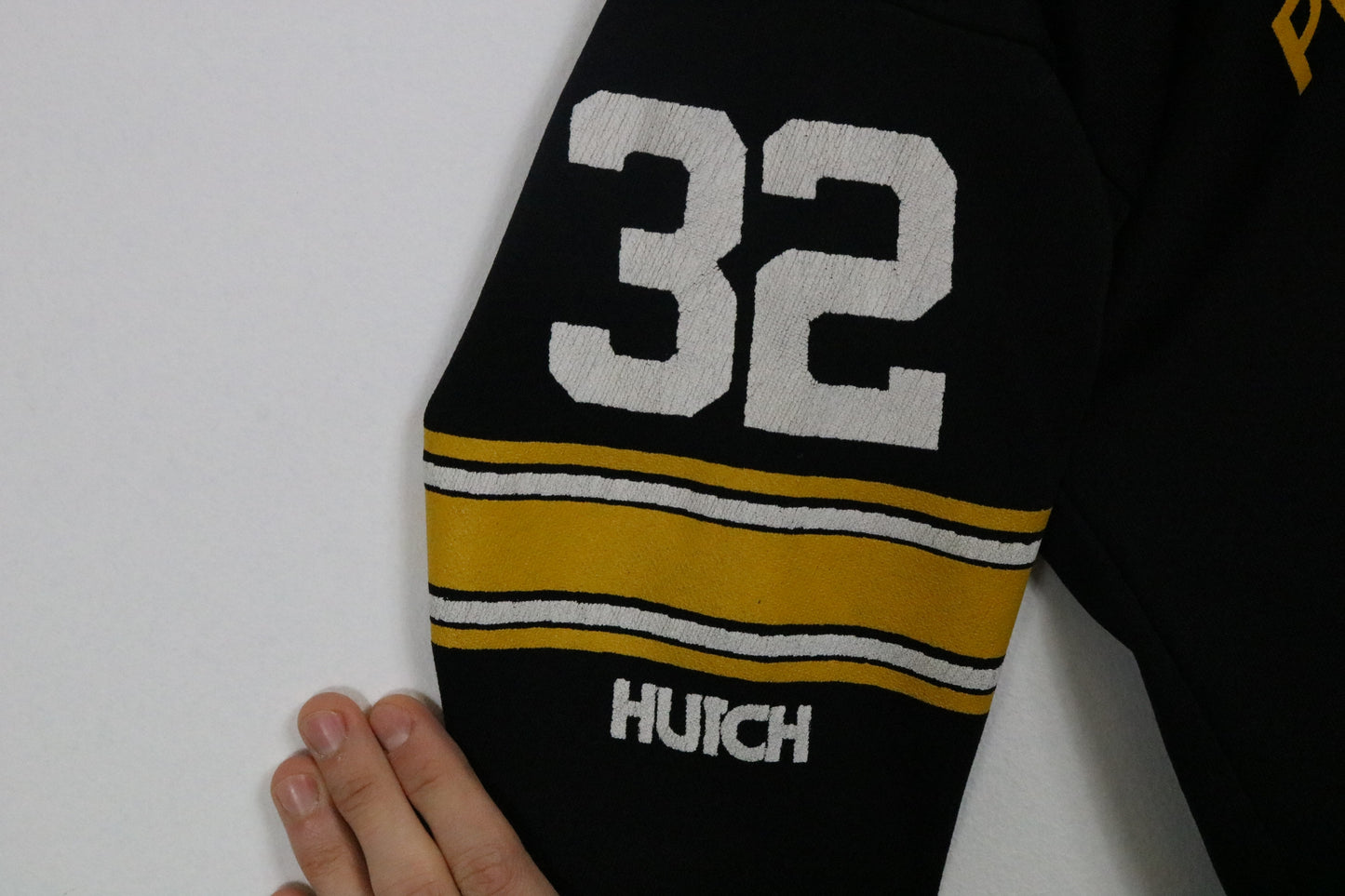 Pittsburgh Steelers 32 Jersey T-Shirt | Vintage 1970s Black & Yellow Football Tee | Classic Game Day Sportswear