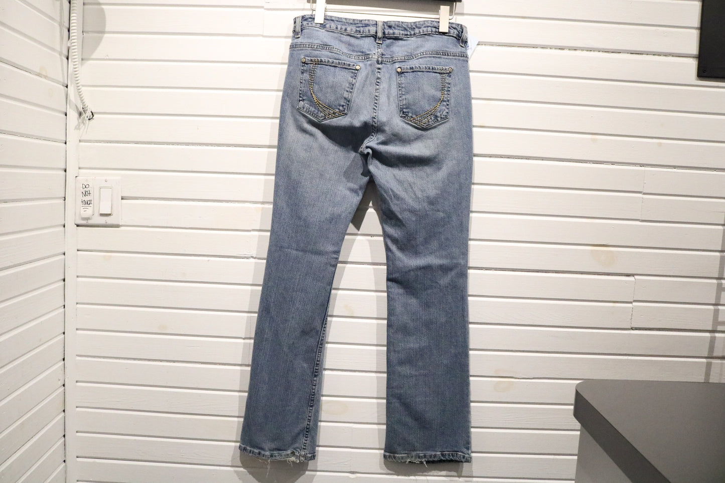 Canyon-River Blues Jeans | Vintage Contrast-Stitch Denim Pants | Classic Everyday Bottoms