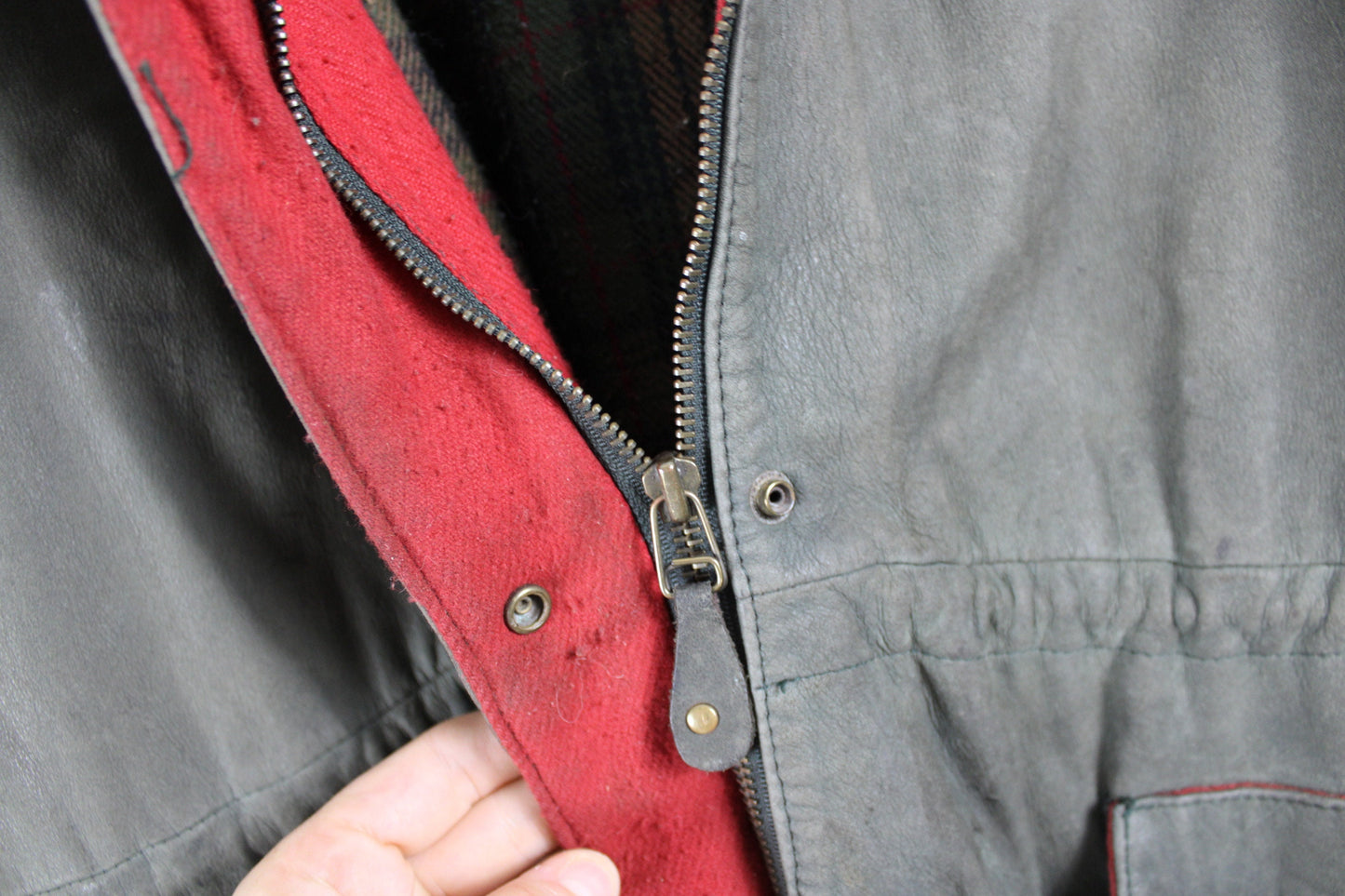 American-Eagle Waxed-Leather Barn-Jacket / Vintage Carpenter Work-Wear Utility Coat / Heavy Construction Clothing