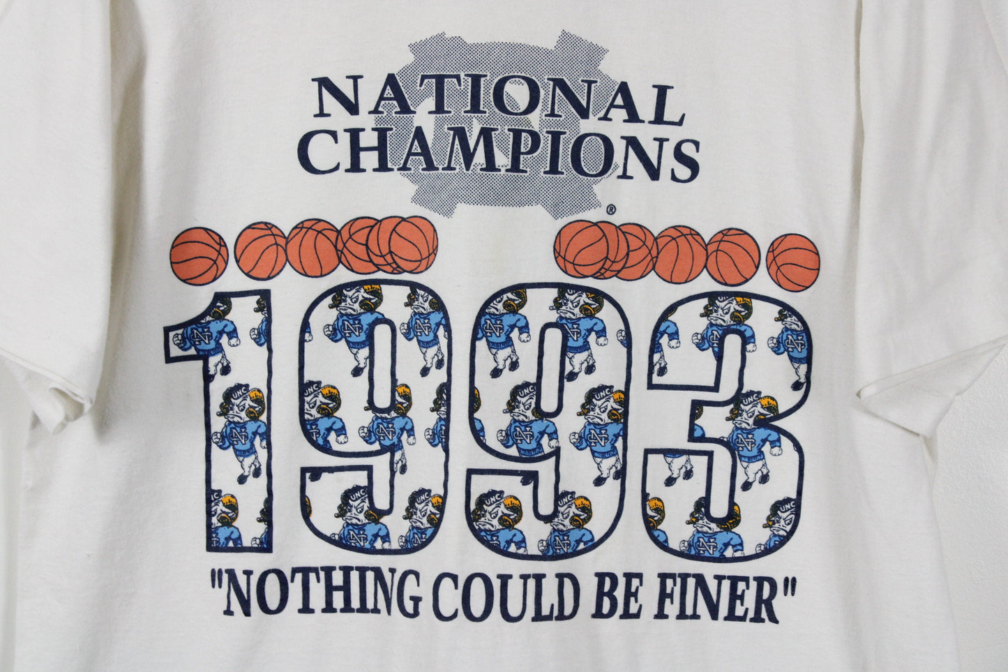 Carolina-State-Tar-Heels T-Shirt / Vintage UNC NCAA Graphic Tee Shirt / 90s / 2000s Sports-Team Clothing