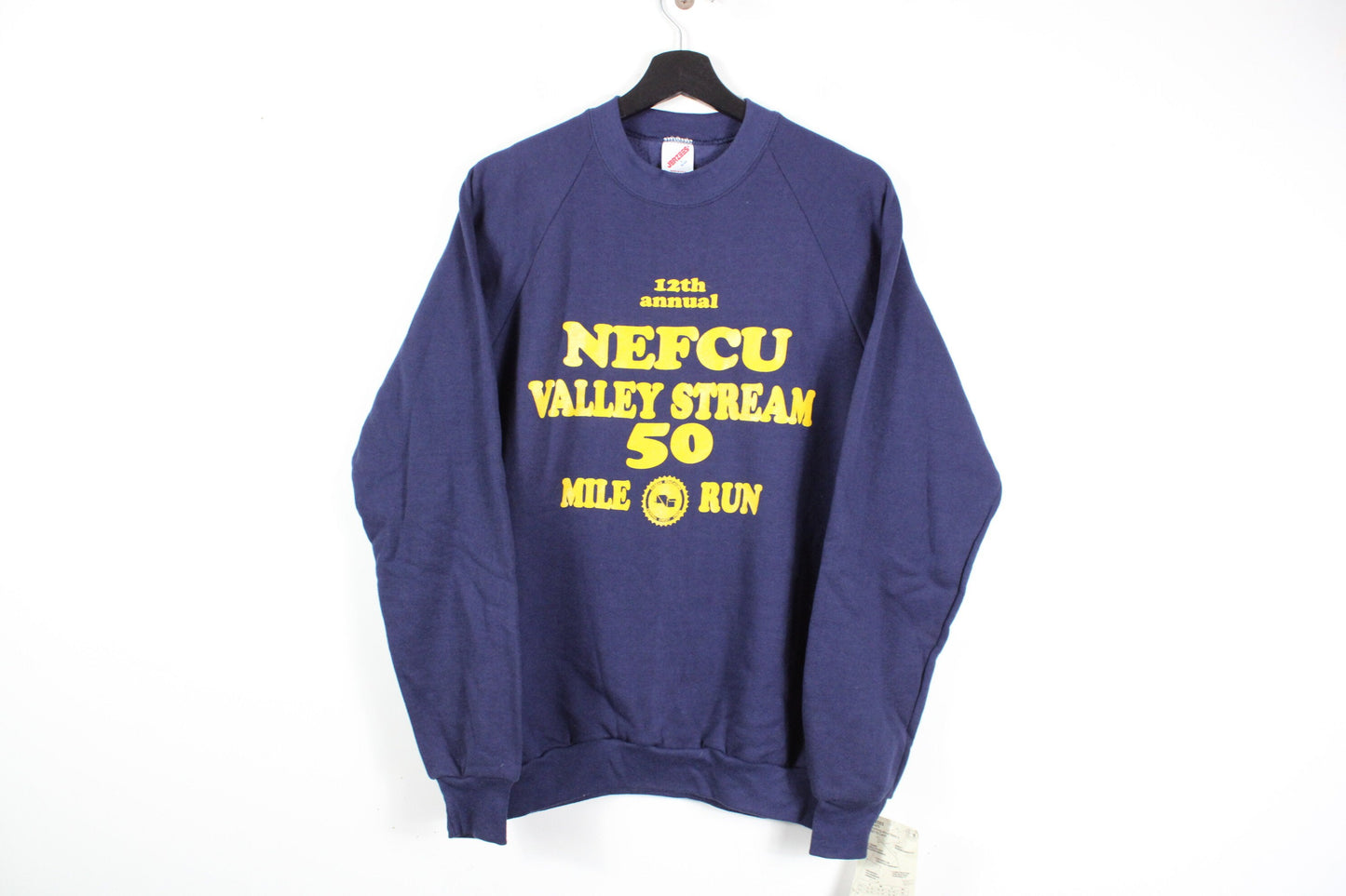 NCAA Varsity Sweater / Nassau Sweatshirt / Vintage 90s American University / Rosebowl Champion Sports Team Graphic