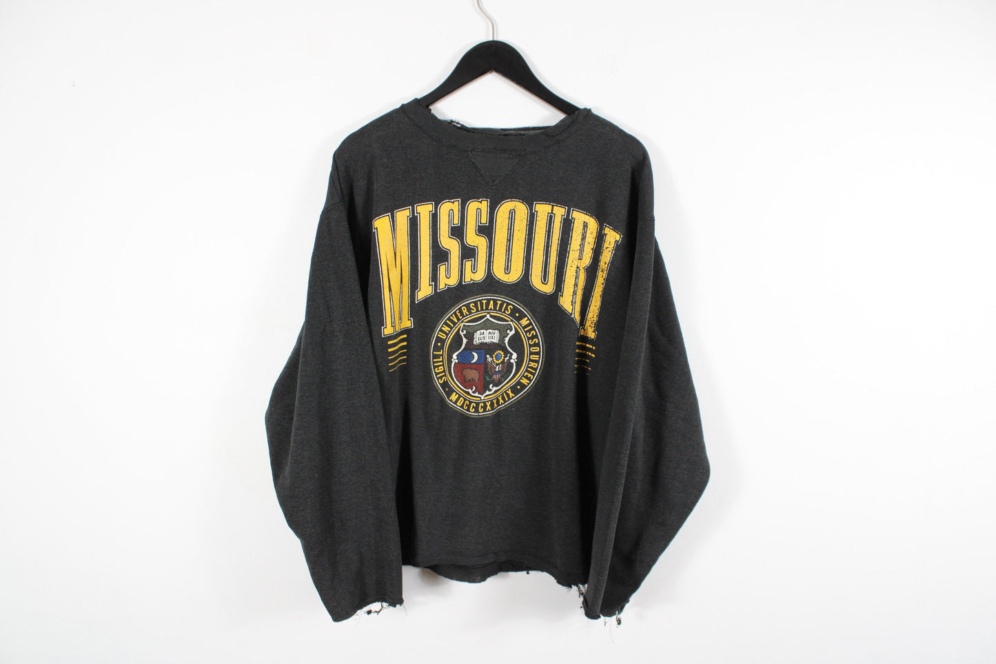 Missouri-State-University Sweater / Vintage NCAA Swatshirt / 90s Embroidered Pullover Crewneck