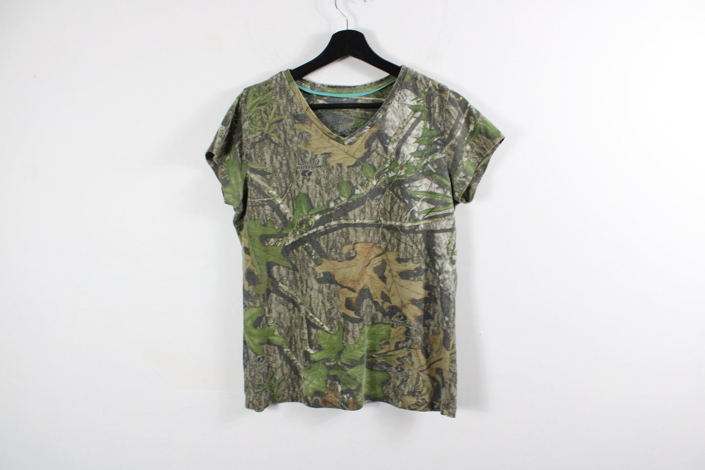 Real-Tree Camo T-Shirt / Woodland Camouflage Tee / 90s Clothing