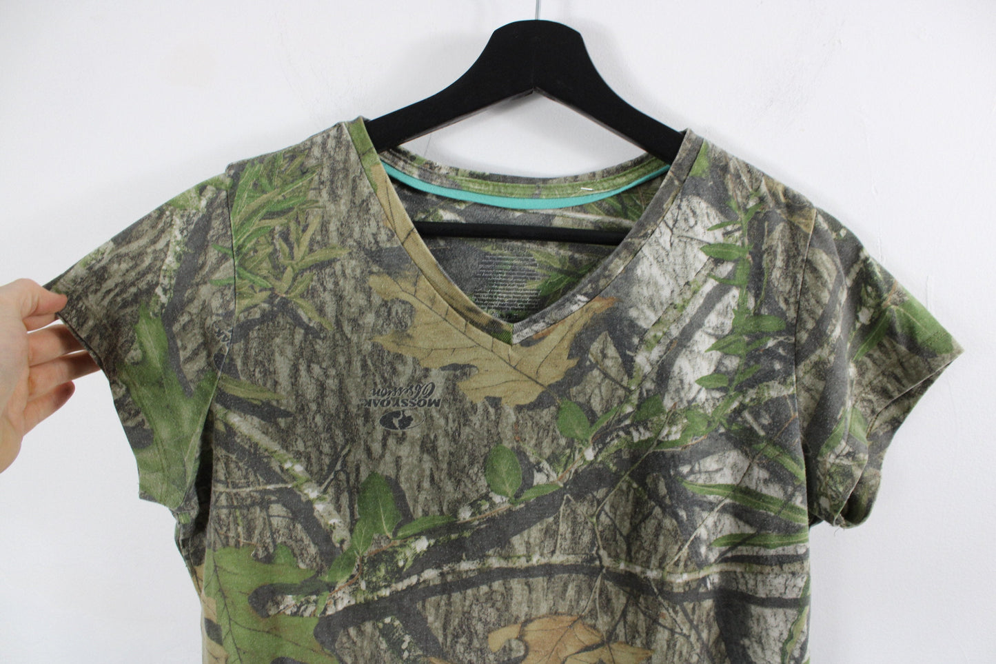 Real-Tree Camo T-Shirt / Woodland Camouflage Tee / 90s Clothing