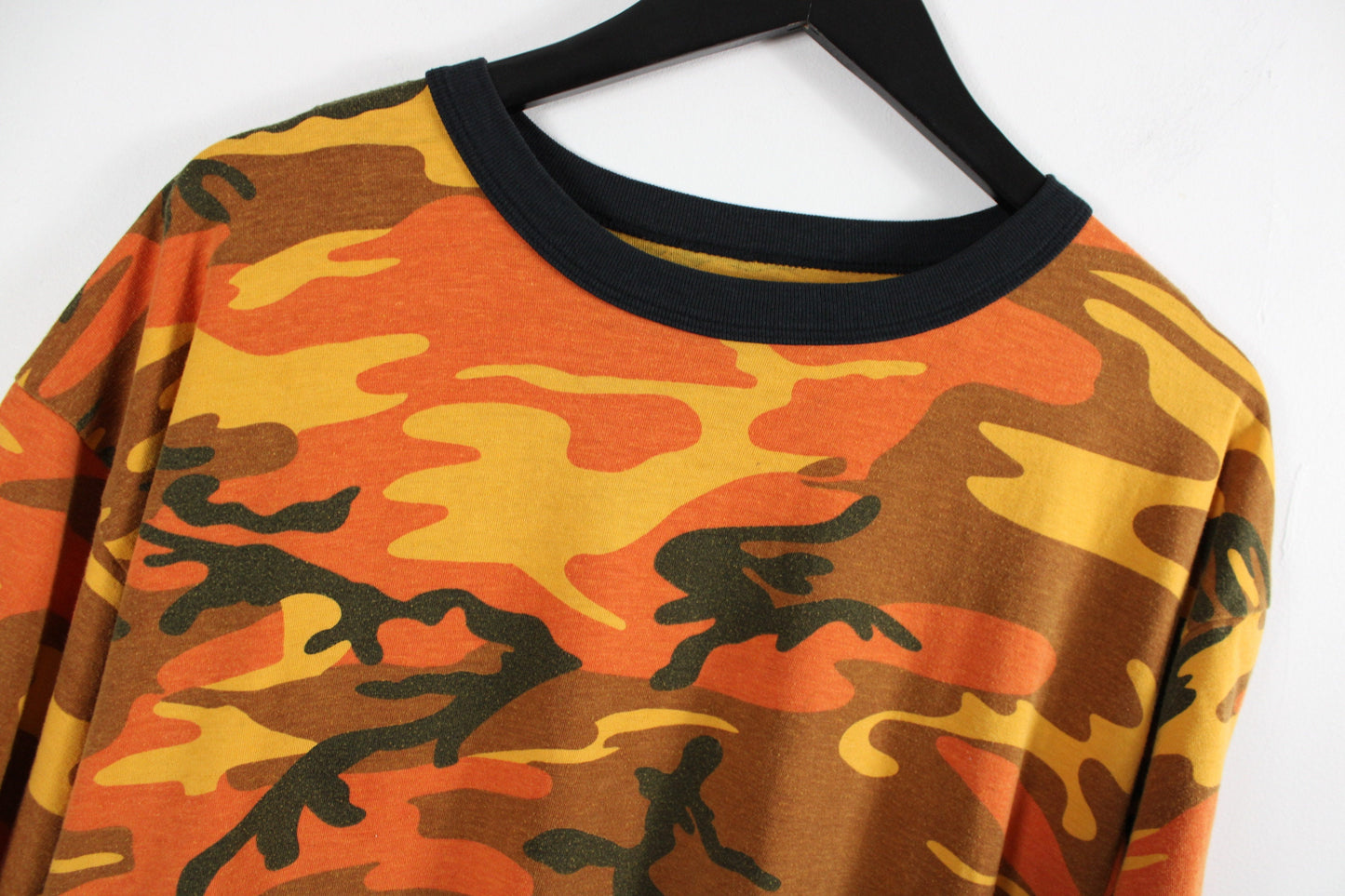 Orange Military T-Shirt / Vintage 90s Army Camouflage Hunting Tee Shirt / Hunter Clothing