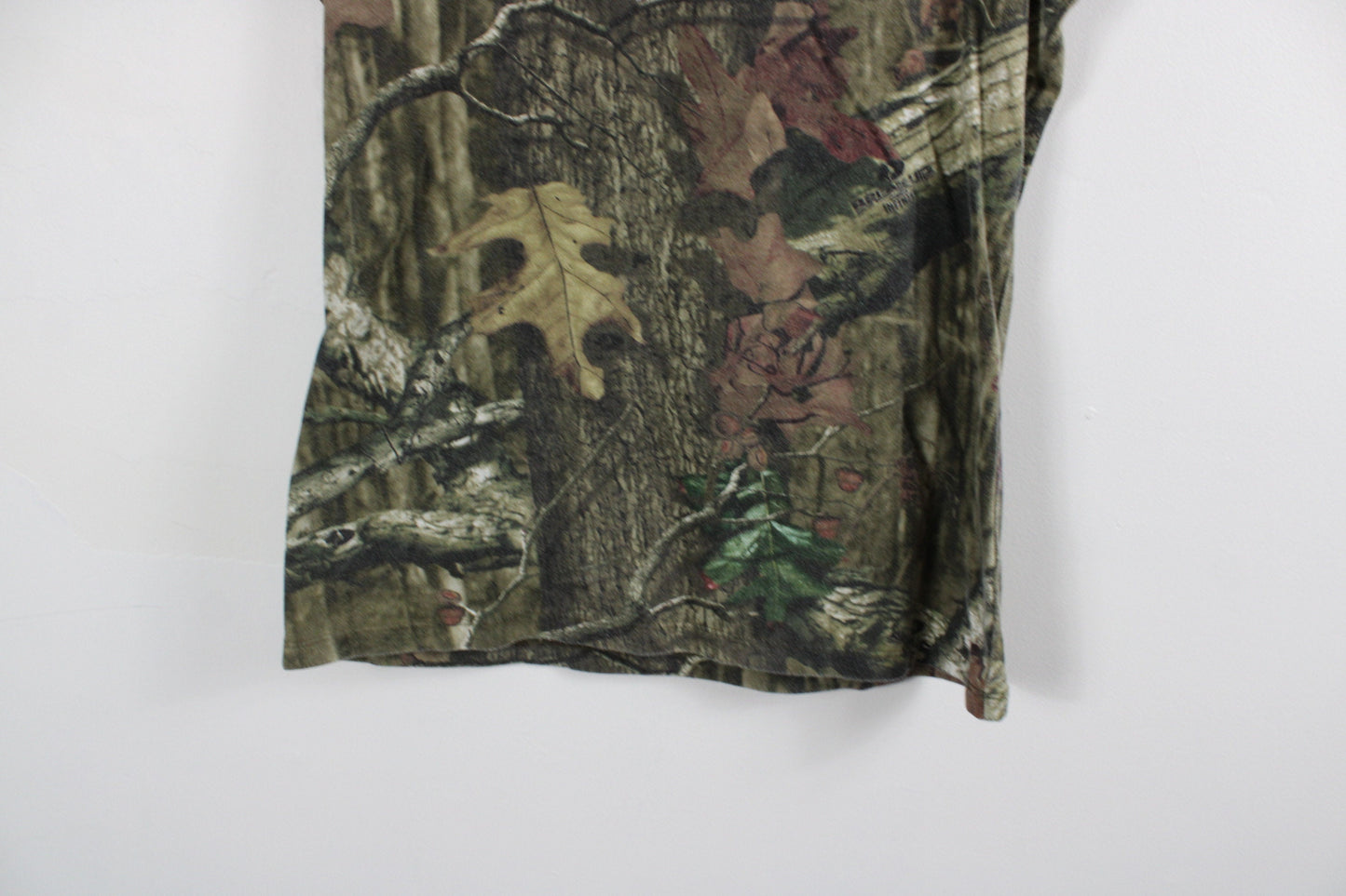 Realtree T-Shirt / Vintage 90s Camouflage Hunting Tee Shirt / Hunter Clothing